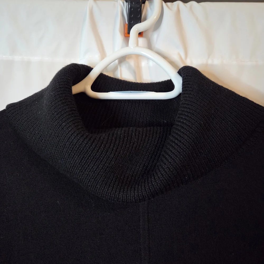 Talbots Elegant Merino Wool Black Cowl Neck Sweater Pockets Size XL - Picture 5 of 9